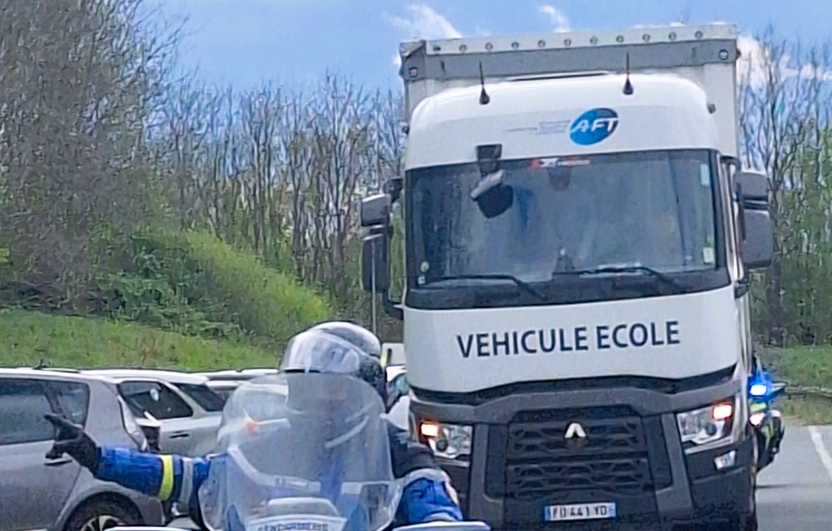 Photo 1 -  voir en plus grand (fenêtre modale)